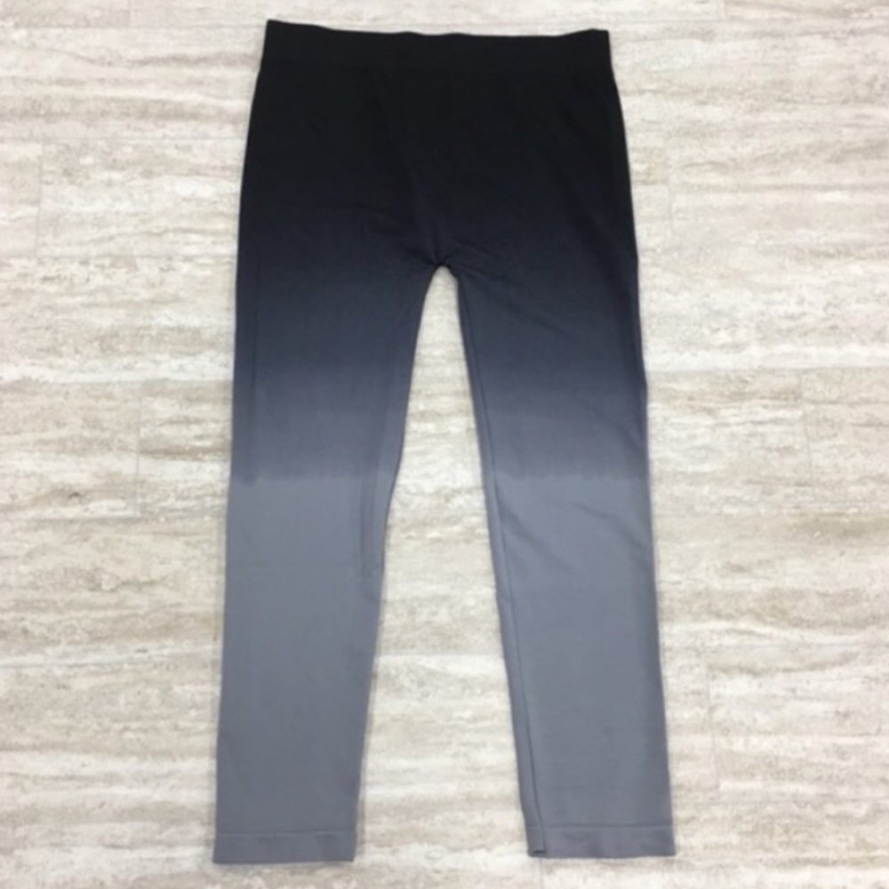 Ombré Capri Leggings